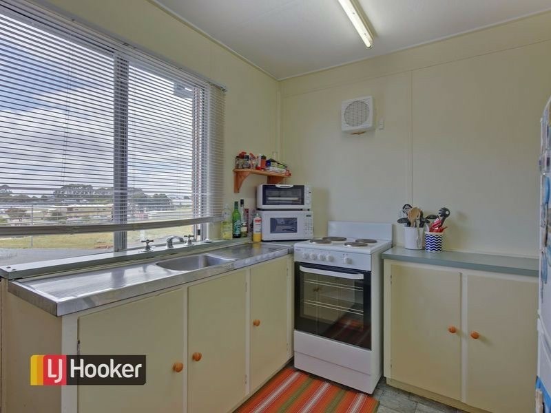 Unit 1/74 Three Mile Line Road, Shorewell Park TAS 7320