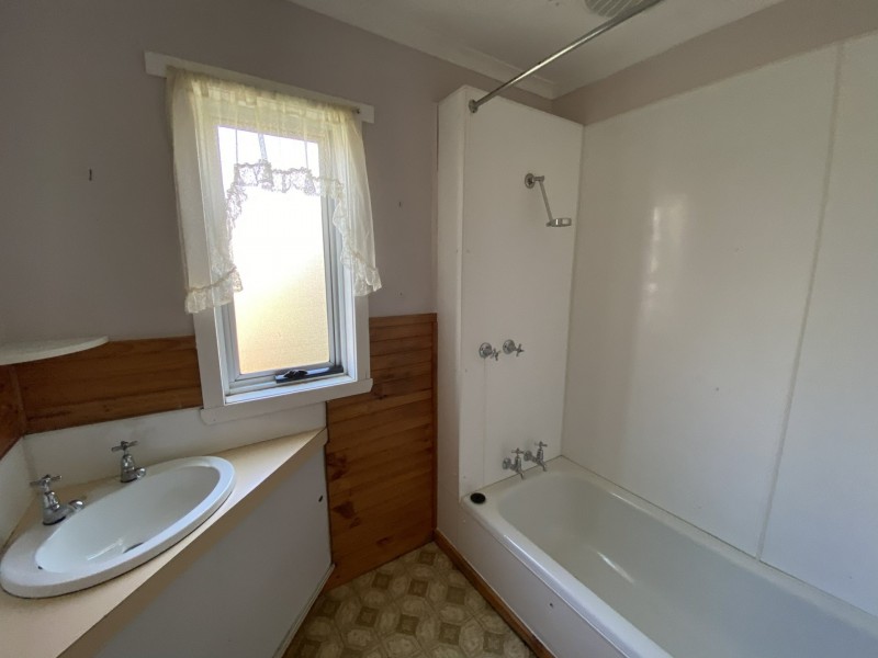 8 Cabot Street, Acton TAS 7320