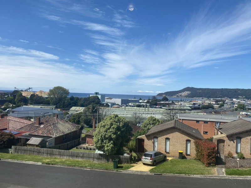 Unit 2/46 Moody Street, Burnie TAS 7320