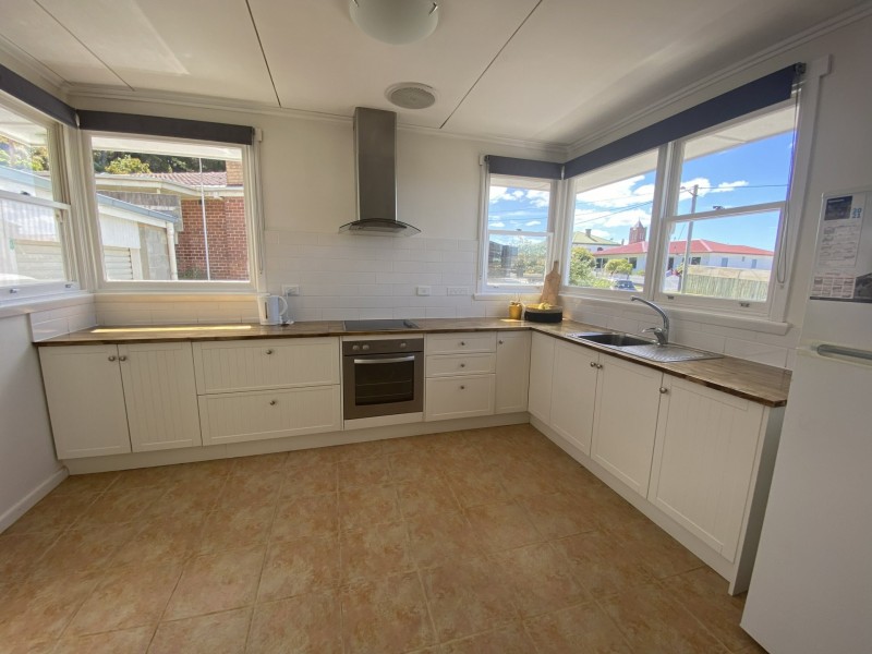 3 Stitz Street, Cooee TAS 7320