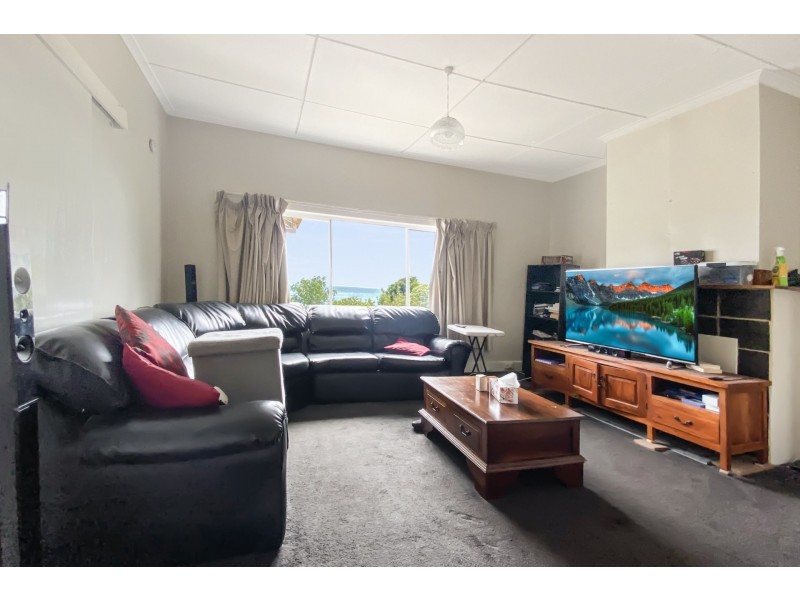 43 Bay Street, Parklands TAS 7320