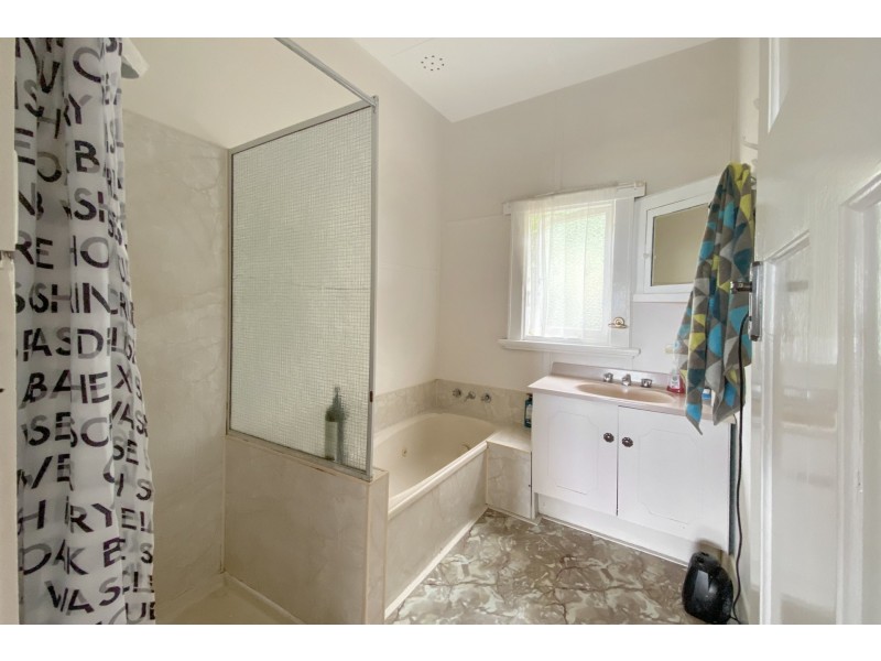 43 Bay Street, Parklands TAS 7320