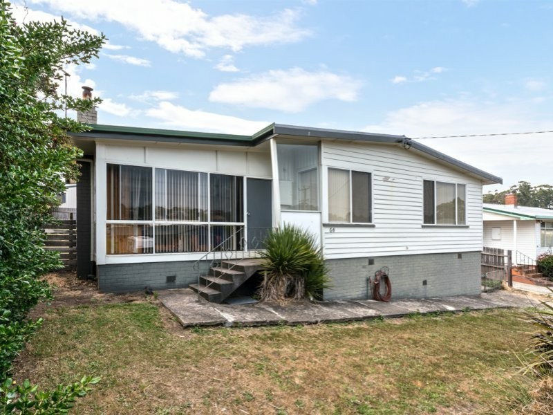 64 Raglan Street, Somerset TAS 7322