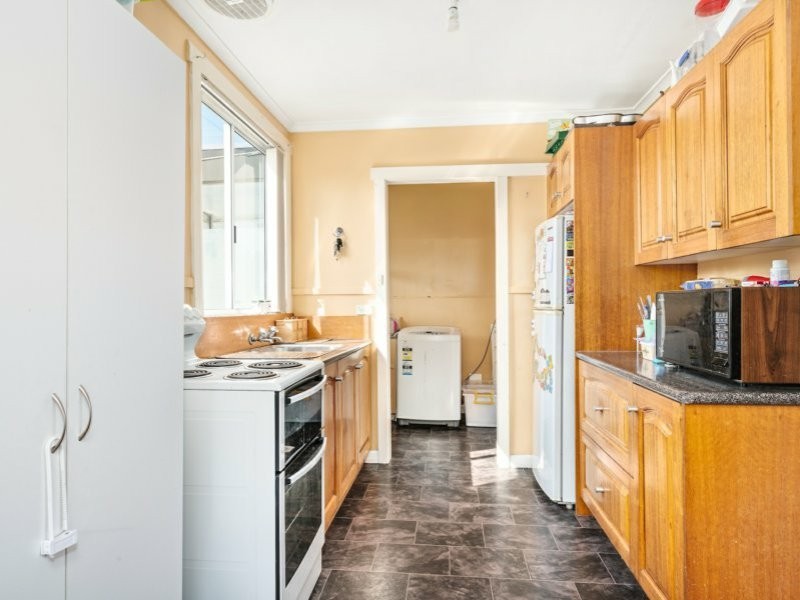 64 Raglan Street, Somerset TAS 7322