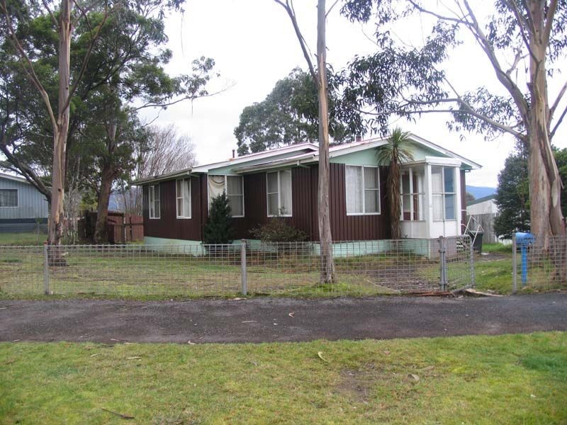66 Main Street, Zeehan TAS 7469