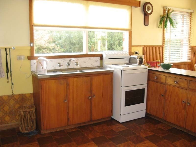 31 Athol Street, Somerset TAS 7322