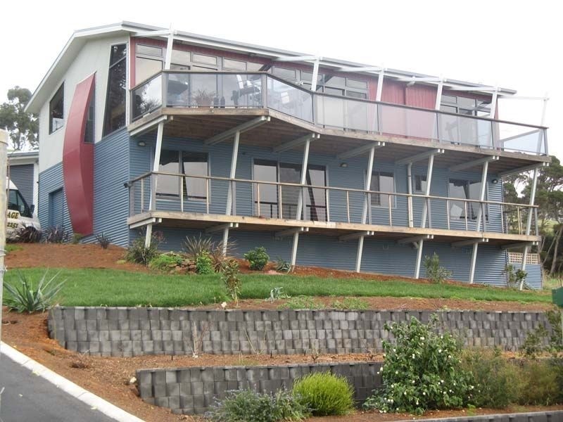 36 Besser Crescent & 11 East Cam Road, Burnie TAS 7320