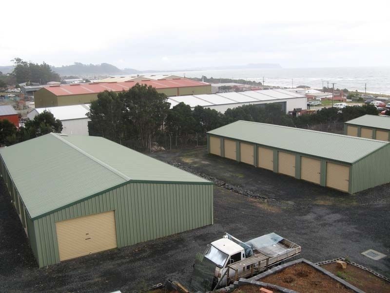 36 Besser Crescent & 11 East Cam Road, Burnie TAS 7320