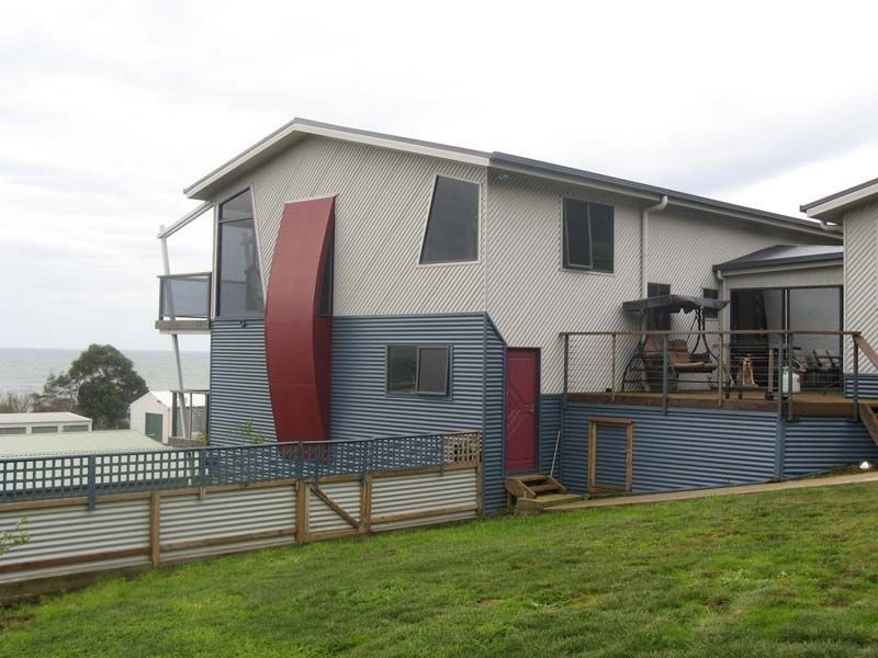 36 Besser Crescent & 11 East Cam Road, Burnie TAS 7320