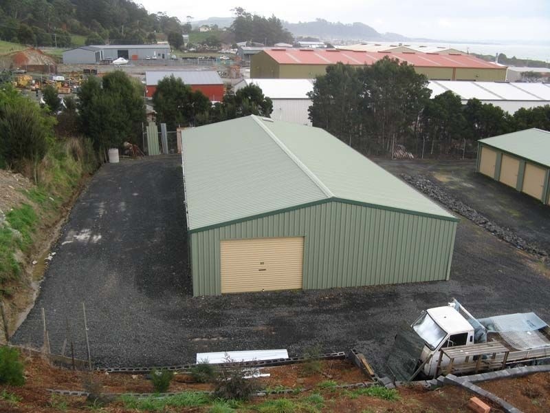 36 Besser Crescent & 11 East Cam Road, Burnie TAS 7320