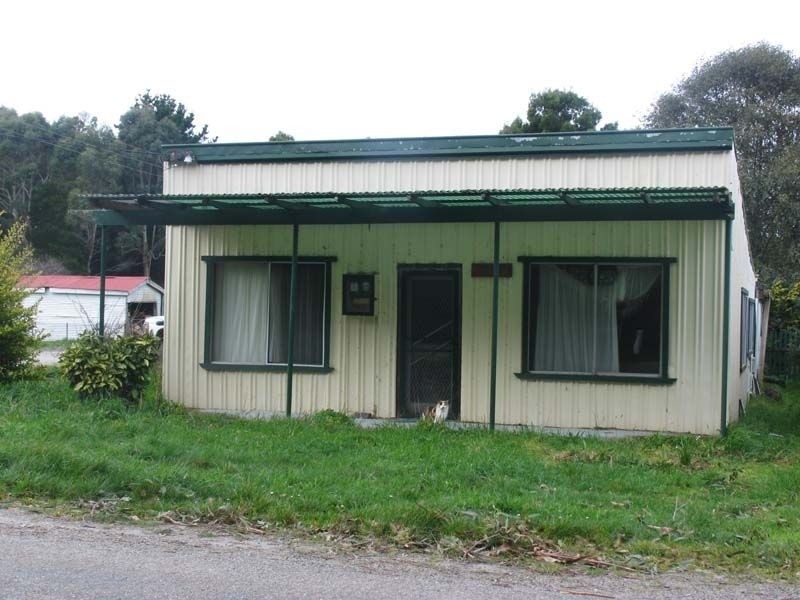 42 Andrew Street, Strahan TAS 7468