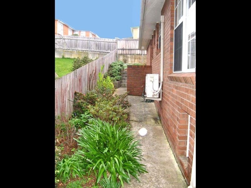 2/1 Oldaker Street, Burnie TAS 7320