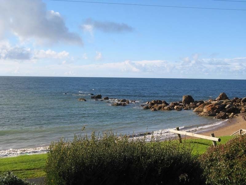 10/99-101 Main Road, Penguin TAS 7316