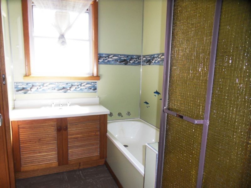 2 Blackwood Avenue, Rosebery TAS 7470