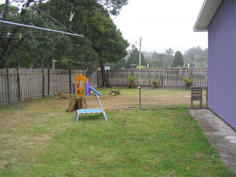 2 Blackwood Avenue, Rosebery TAS 7470