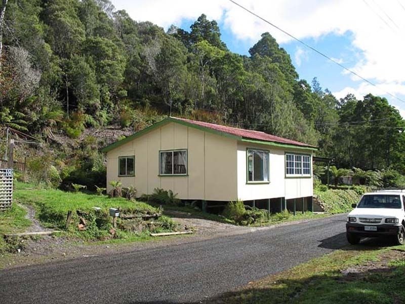 16 Jenico Street, Queenstown TAS 7467