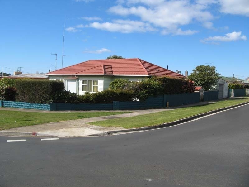 10 George Street, Somerset TAS 7322