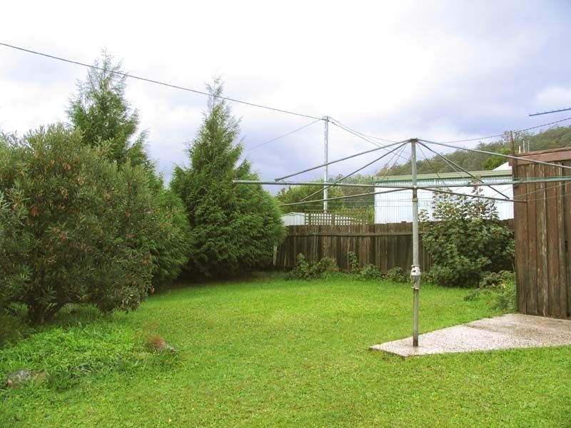 13 Kershaw Street, Tullah TAS 7321