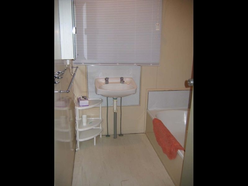 13 Kershaw Street, Tullah TAS 7321