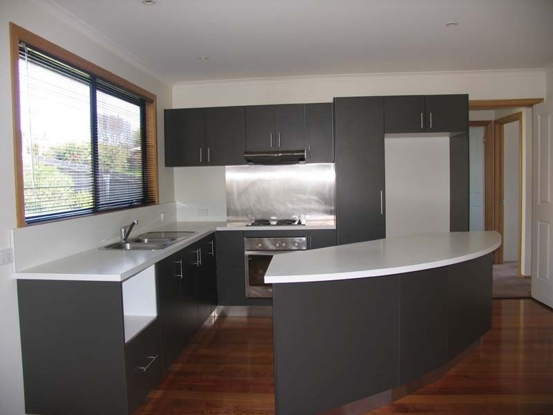 2/21 Deviation Road, Penguin TAS 7316