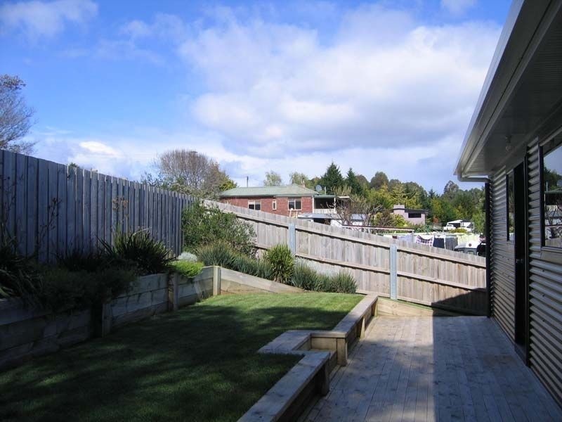 2/21 Deviation Road, Penguin TAS 7316