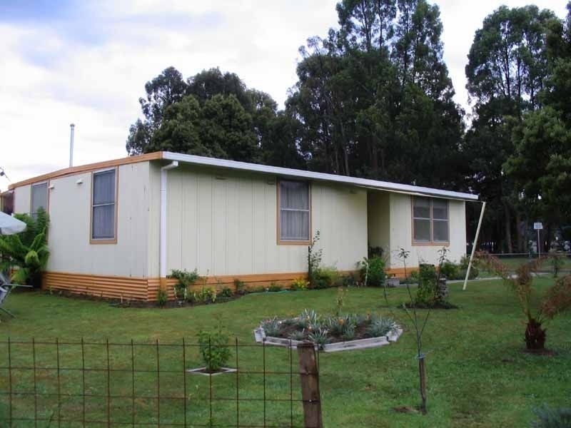 14 Victoria Street, Tullah TAS 7321