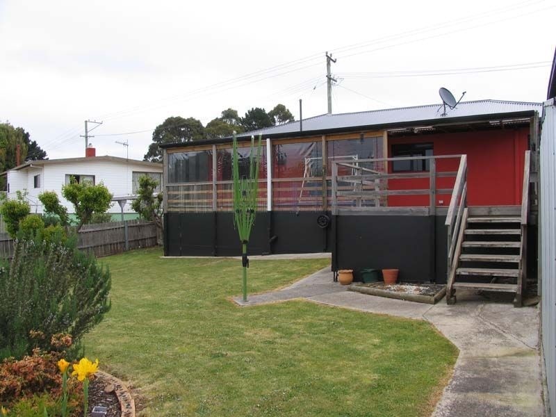 9 Medbury Crescent, Burnie TAS 7320
