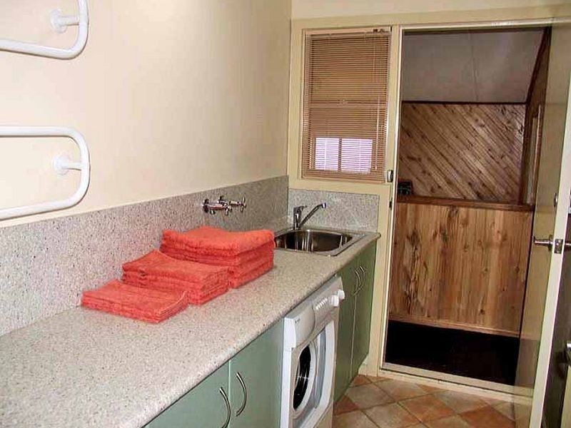 6 English Street, Waratah TAS 7321