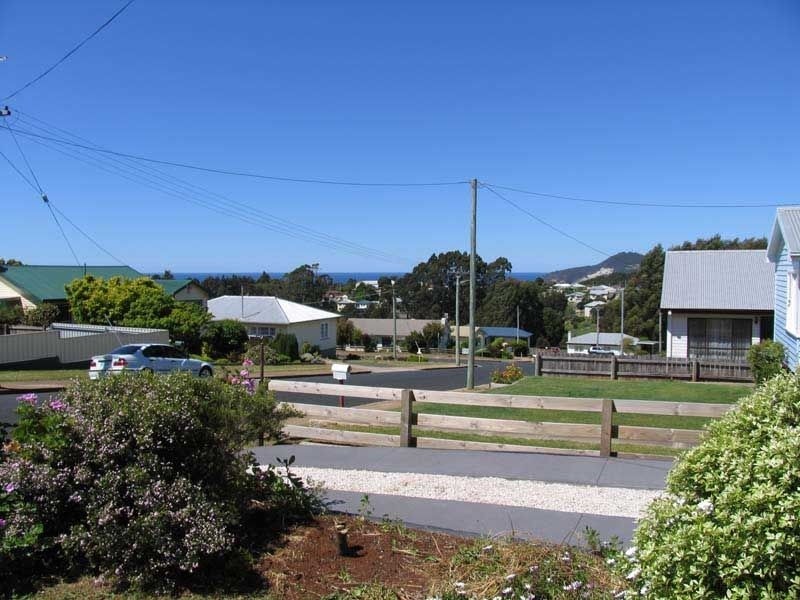 15 Grenville Street, Burnie TAS 7320