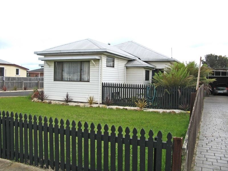 1/7 Cardigan Street, Somerset TAS 7322