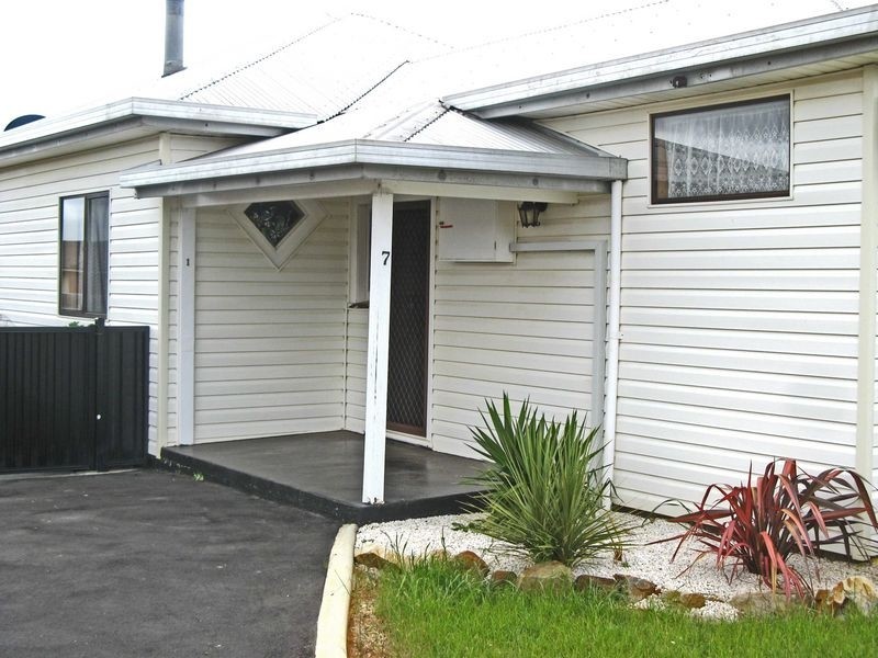 1/7 Cardigan Street, Somerset TAS 7322