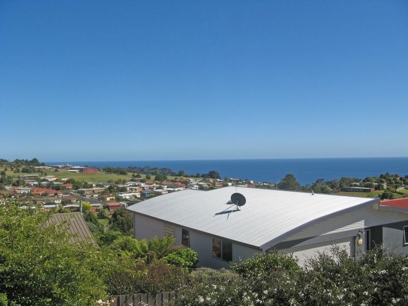 16 Margaret Street, Burnie TAS 7320