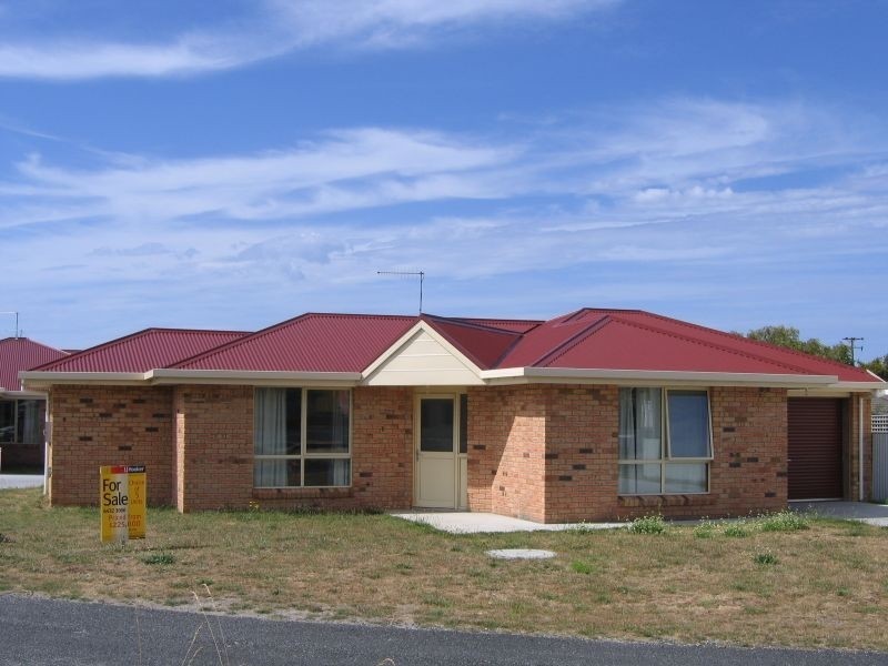 1/19 Plummer Court, Somerset TAS 7322