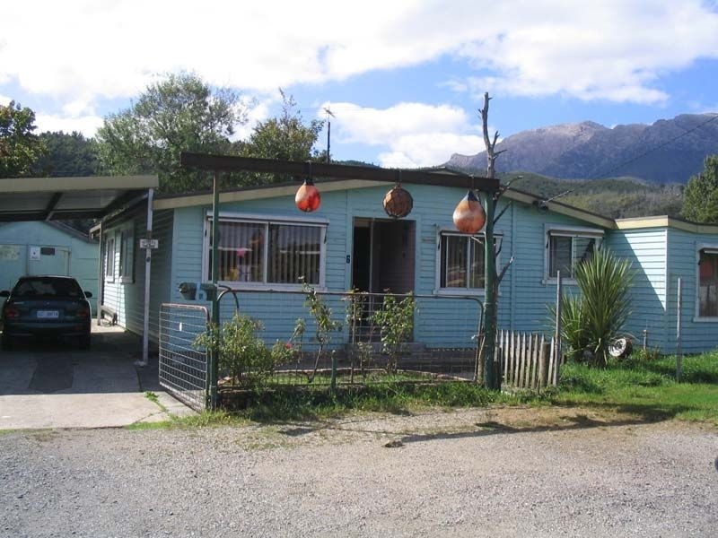6 Bury Street, Queenstown TAS 7467