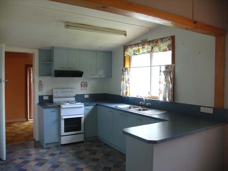 6 Bury Street, Queenstown TAS 7467