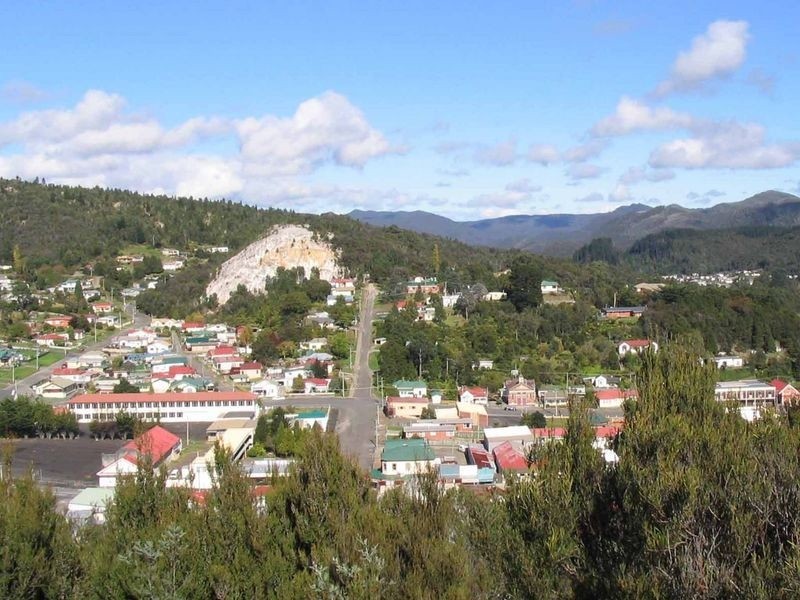 6 Bury Street, Queenstown TAS 7467