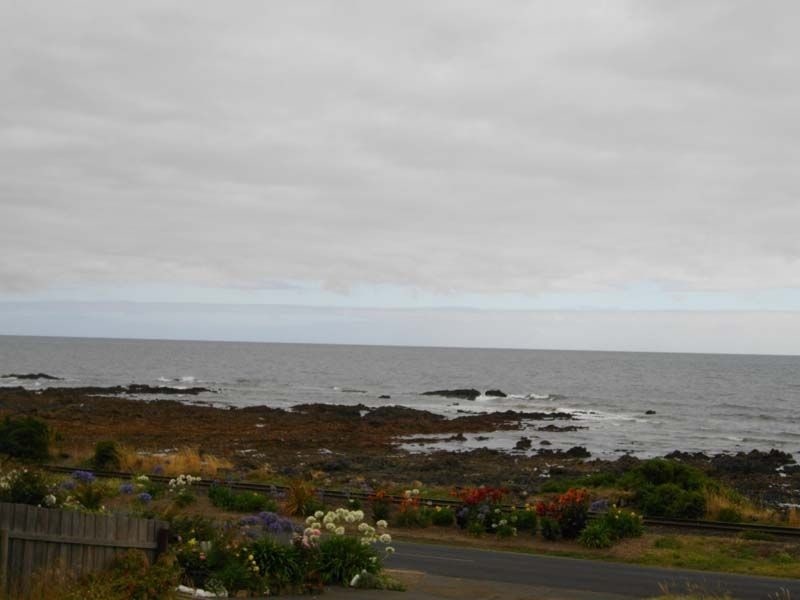 194 Main Road, Penguin TAS 7316