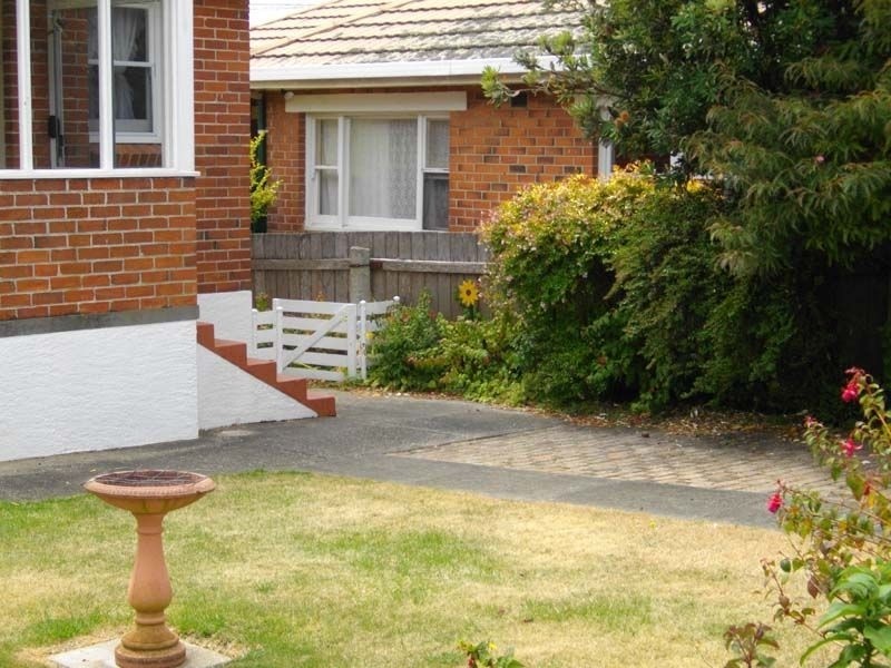 5 Saundridge Road, Cooee TAS 7320