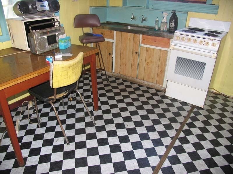 23 Packer Street, Zeehan TAS 7469