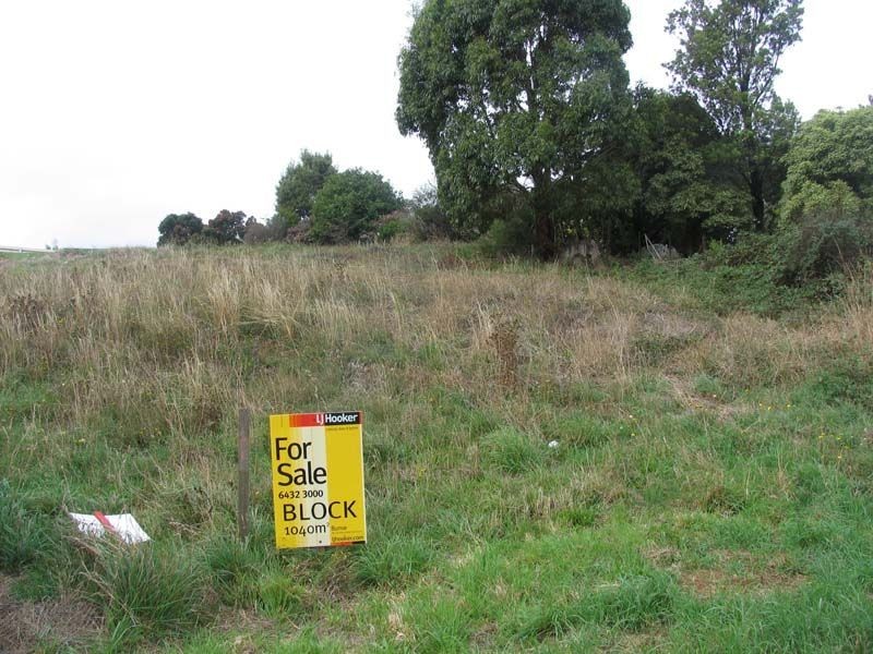 16 Josie Crescent, Romaine TAS 7320