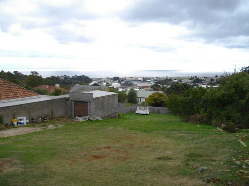 15 Old Surrey Road, Burnie TAS 7320