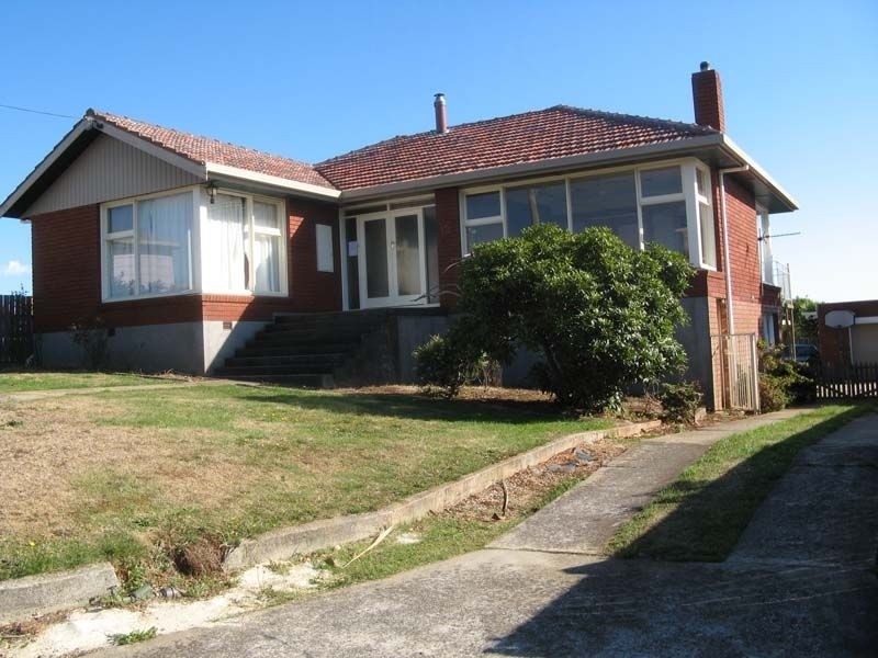 12 Henry Street, Burnie TAS 7320