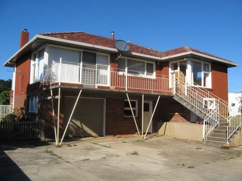 12 Henry Street, Burnie TAS 7320