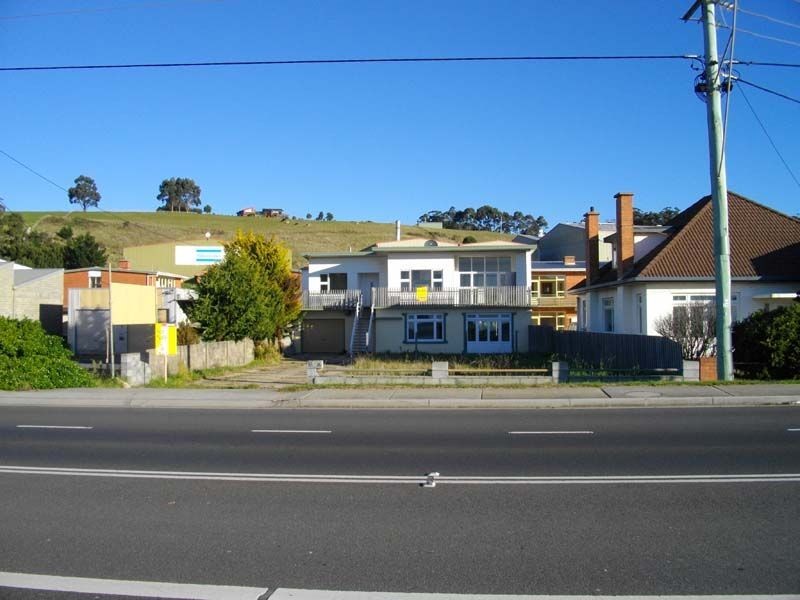367-369 Bass Highway (Camdale), Burnie TAS 7320