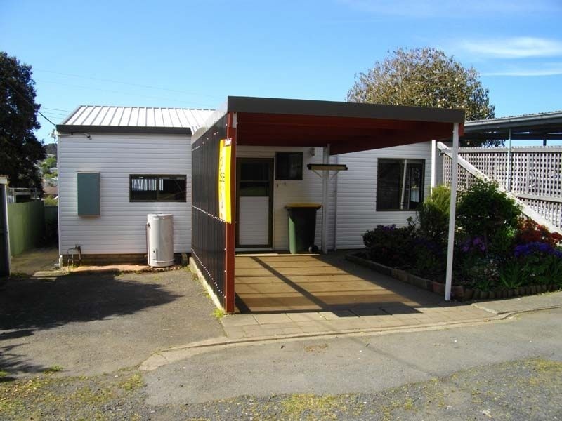 1/121 Old Surrey Road, Burnie TAS 7320