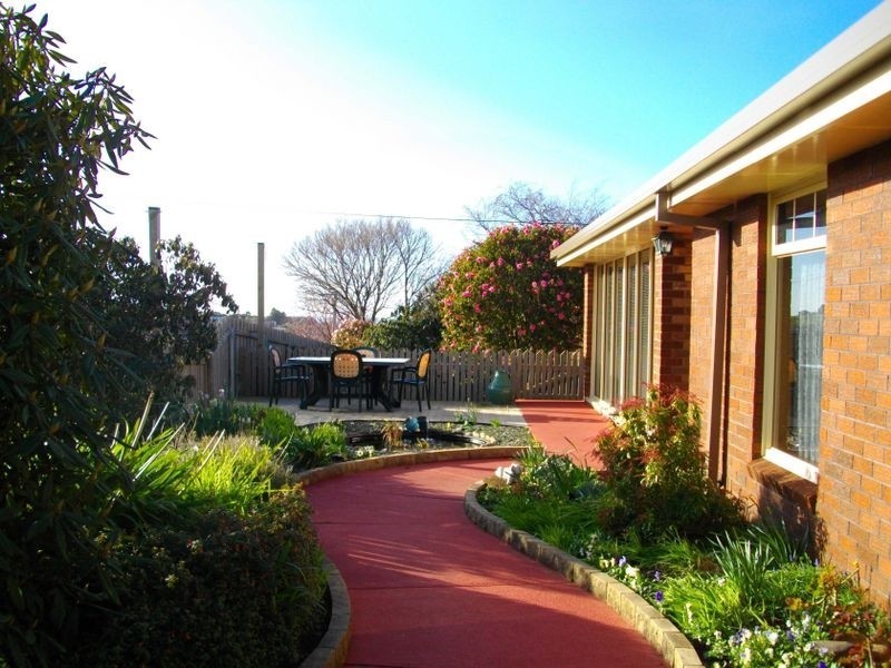 17 Curraghmore Avenue, Burnie TAS 7320