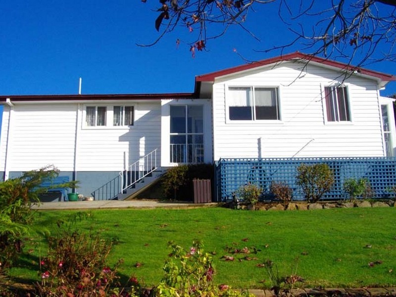 6 Winter Avenue, Burnie TAS 7320