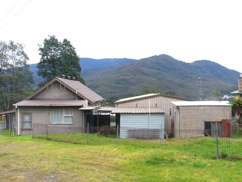 13 Murchison Street, Rosebery TAS 7470