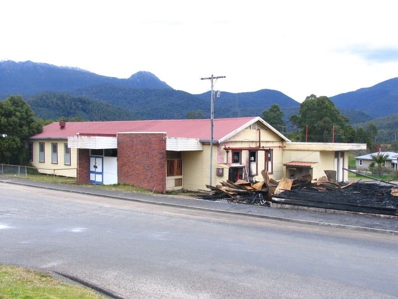 4 Dalmeny Street, Rosebery TAS 7470