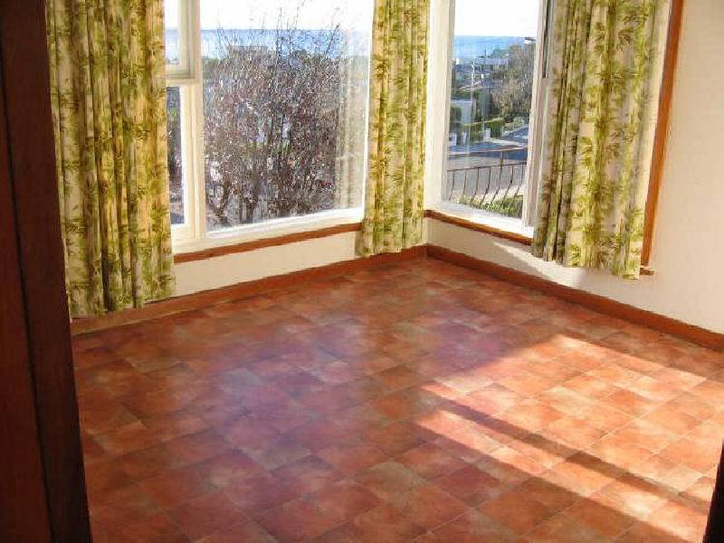 17 Saundridge Road, Cooee TAS 7320